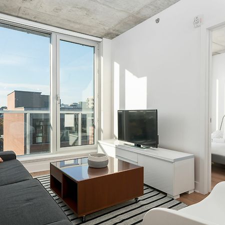 Posh 1Br In Festival Quarter By Sonder Apartment Montreal Exterior photo